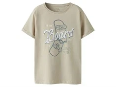 Beige t-shirt med print af skateboard fra Name It 13227472 peyote